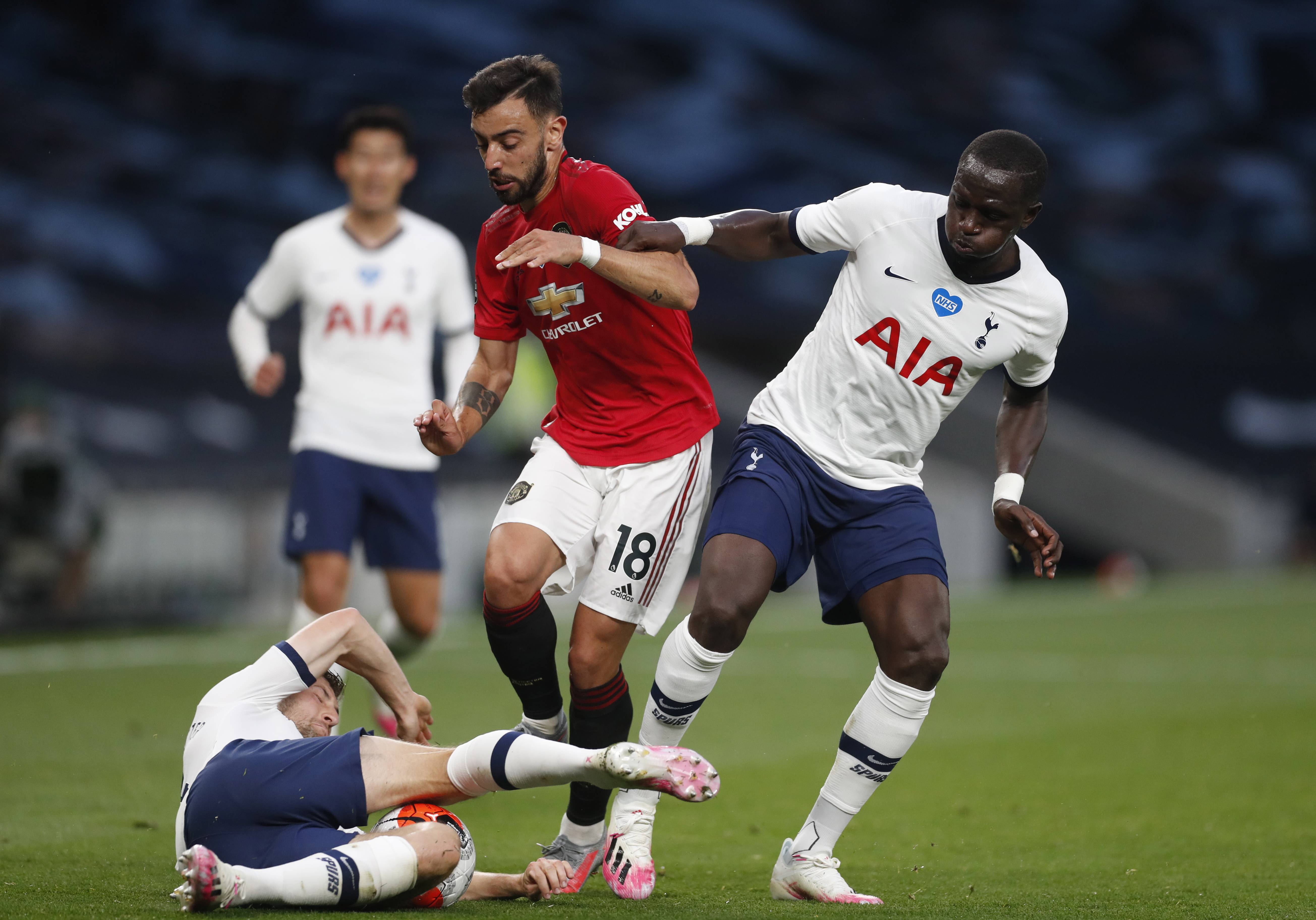 策权交给年 策权交给年